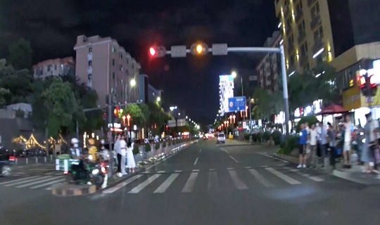 D168--4K高清大广角记录仪夜间测试 D168--4K高清大广角记录仪夜间测试